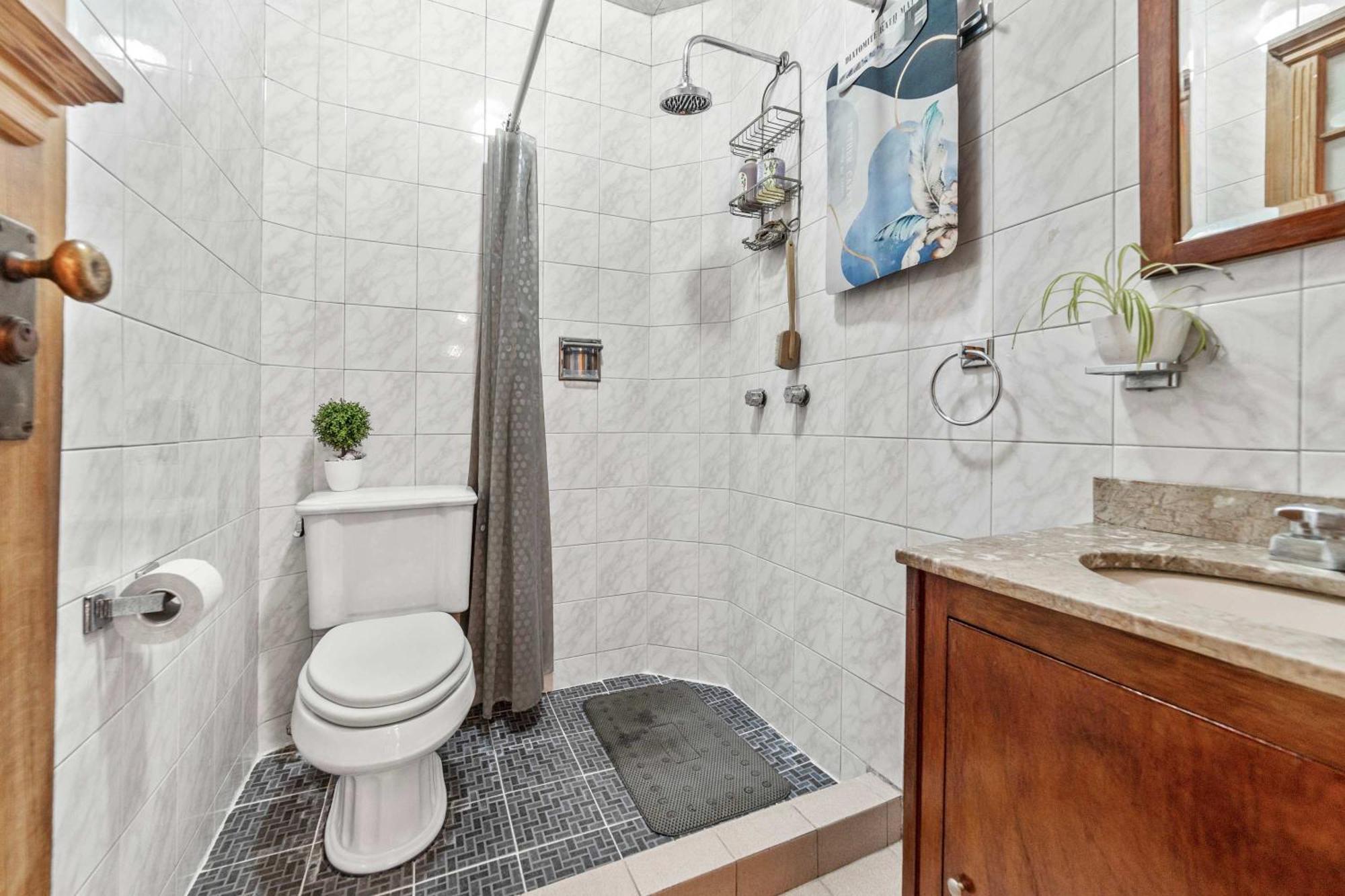 Charming 2-Bedroom Retreat In Lomas De Bezares Città del Messico Esterno foto