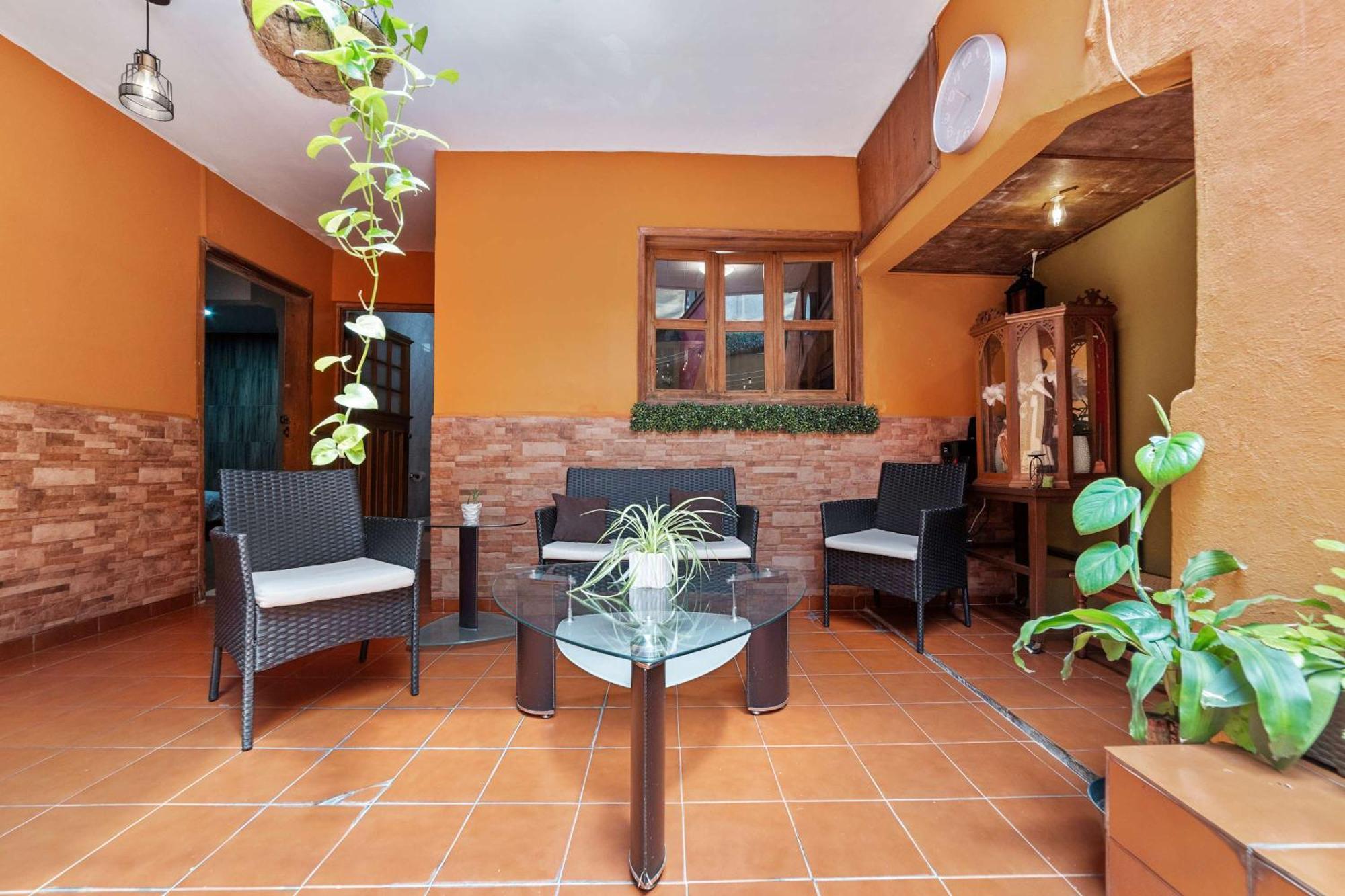 Charming 2-Bedroom Retreat In Lomas De Bezares Città del Messico Esterno foto
